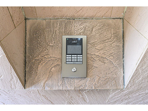 エントランス　オートロック操作盤