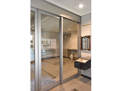 エントランス　エントランス