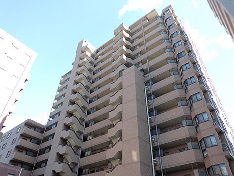 現地外観写真　マンション外観