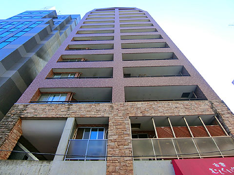 現地外観写真　建物外観④