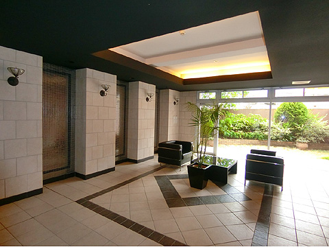 エントランス　エントランスホール内