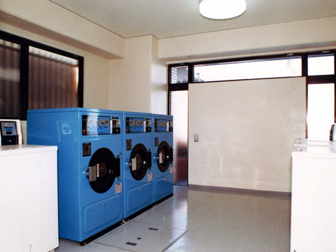 その他共用部　コインランドリー室