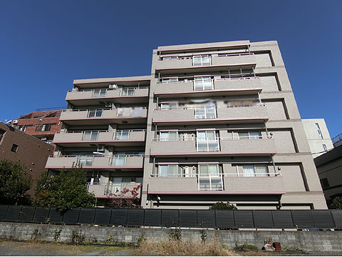 現地外観写真　現地建物外観4