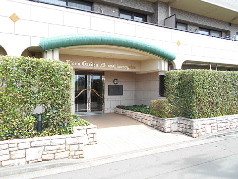 エントランス エントランス