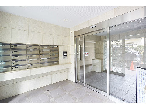 その他共用部　エントランスホール内写真