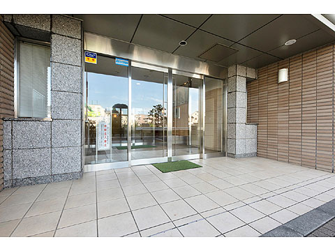 エントランス 正面エントランスです。