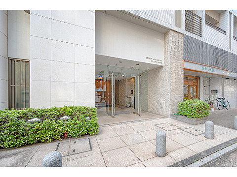 エントランス　メインエントランス附近です。