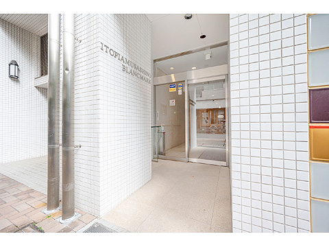 エントランス　サブエントランスです。