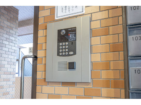 その他共用部 モニター付きオートロックです。