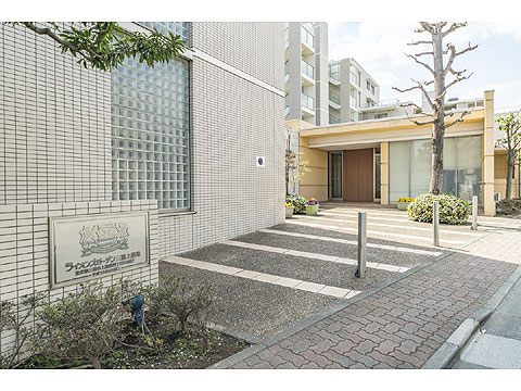 エントランス エントランス