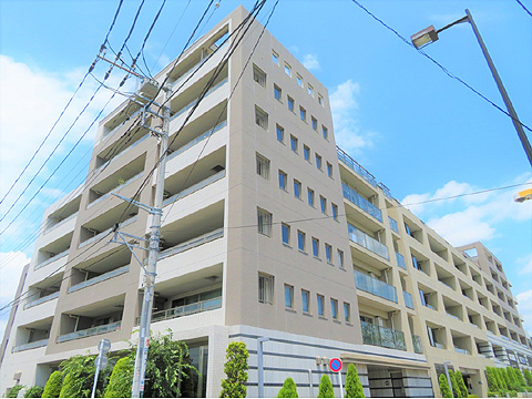 現地外観写真 建物外観②