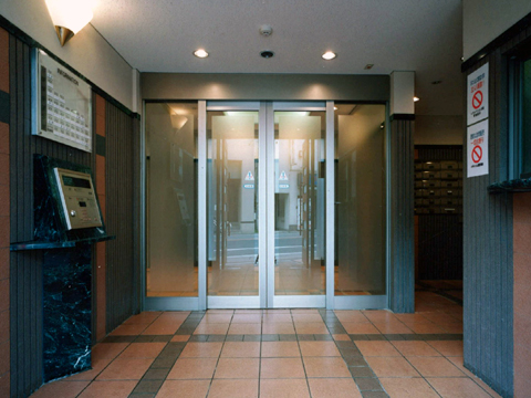 その他共用部 風除室1