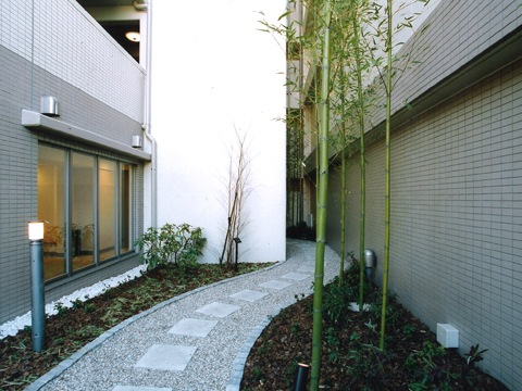 その他共用部　中庭