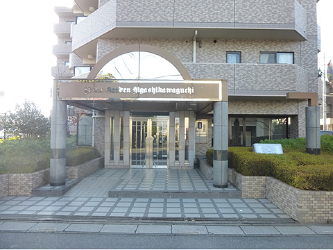 エントランス P1070904