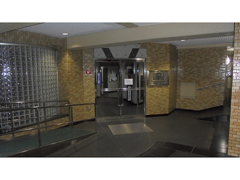 エントランス　エントランス