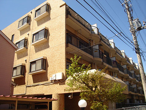 現地外観写真　建物外観写真