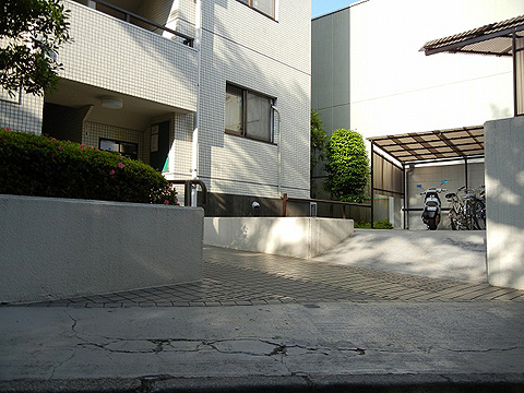 その他共用部 エントランス1