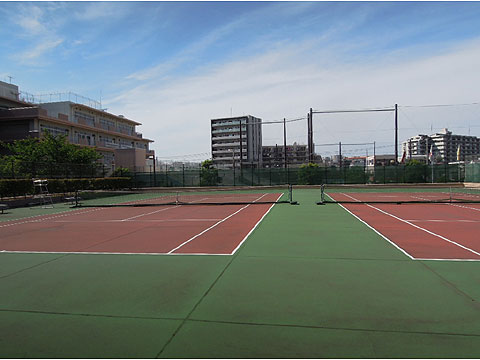 その他共用部 2面のテニスコート.