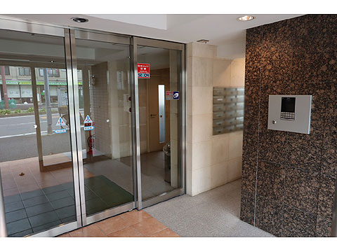 エントランス　オートロック