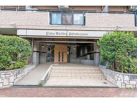 エントランス エントランス