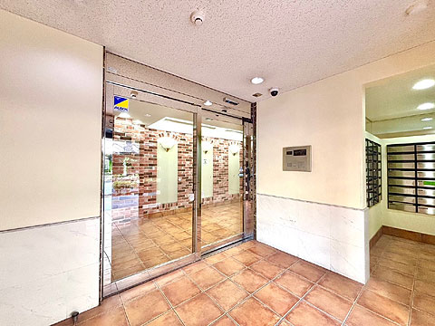 エントランス　風除室