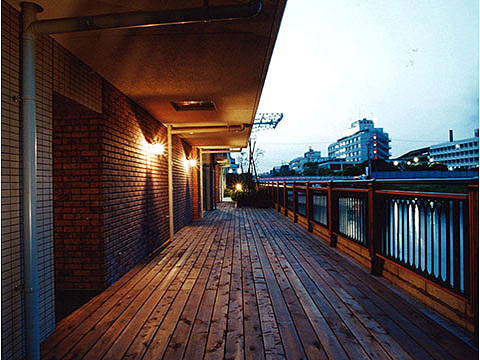 その他共用部 ウッドデッキ2