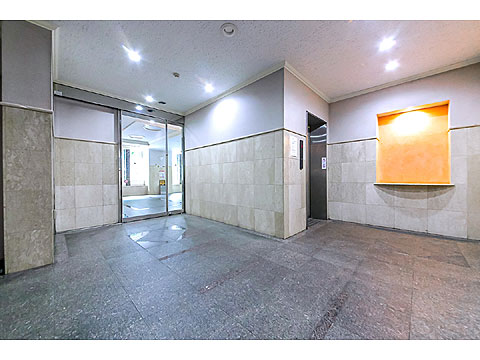 エントランス エクレール関内大通り公園