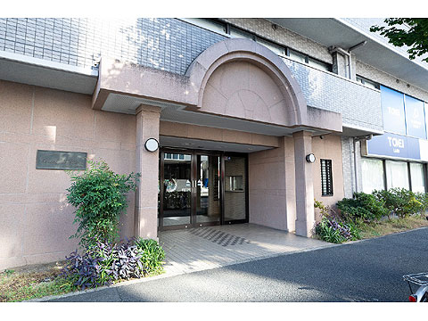 エントランス　エントランス外観２