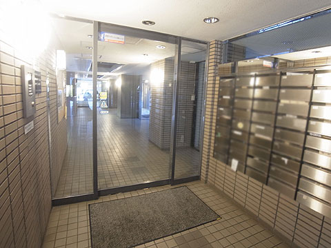 エントランス　オートロック