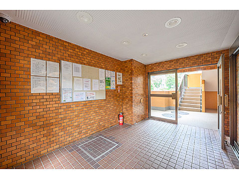 エントランス　エントランスホール