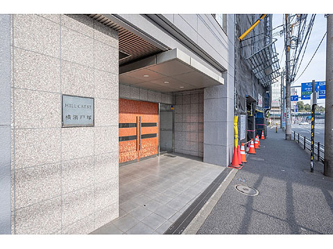 現地外観写真 エントランス1