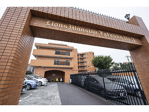 現地外観写真　建物外観