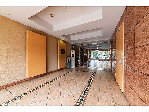 エントランス　エントランス２