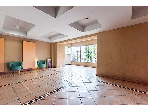 エントランス　エントランス４