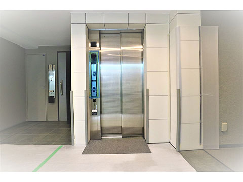 その他共用部　エレベータ―
