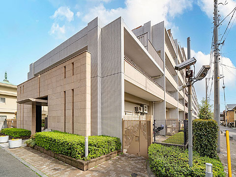 現地外観写真　ライオンズヴィアーレ横濱ベイ壱番館