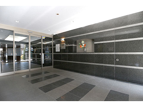 ロビー　マンションエントランスロビー・風除室の様子