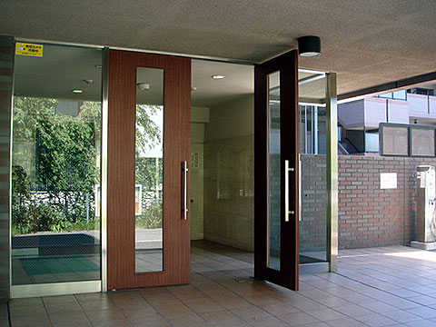 エントランス エントランス