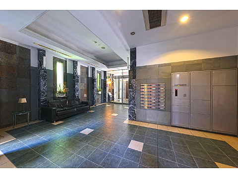 エントランス エントランス内部