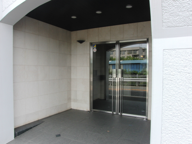 その他共用部 エントランス2