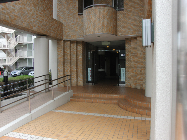その他共用部 エントランス2
