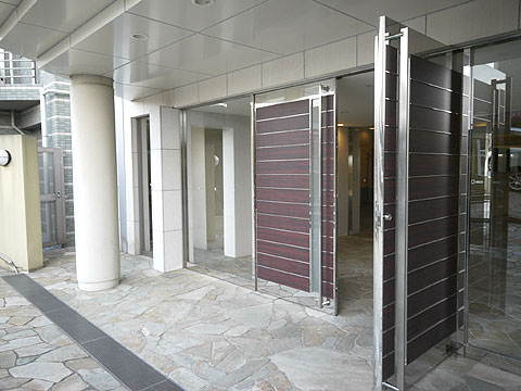 エントランス　エントランス