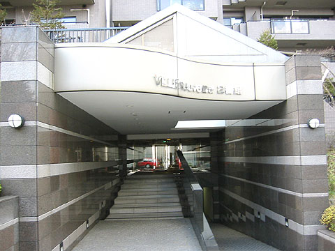 エントランス エントラス