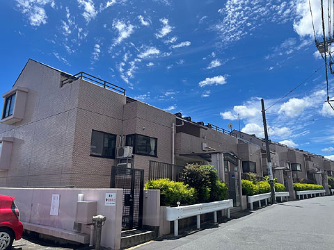 現地外観写真　ライオンズヒルズ梶ヶ谷外観2