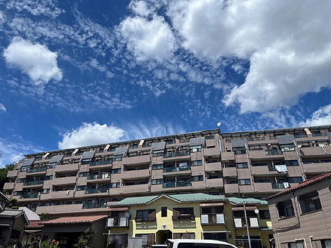 現地外観写真　ライオンズヒルズ梶ヶ谷外観3