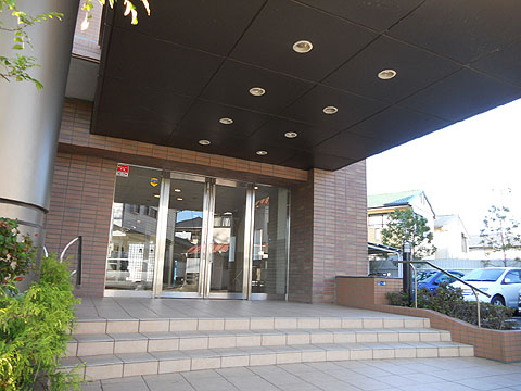 エントランス　エントランス