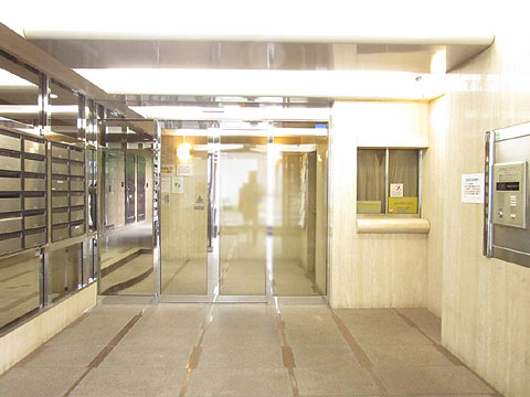 エントランス エントランス(オートロック)