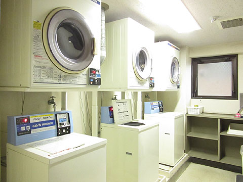 その他共用部 2階コインランドリー