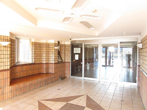 エントランス　エントランス（オートロック）