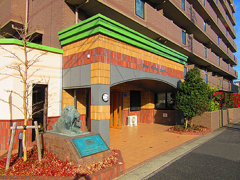 エントランス　エントランスアプローチ